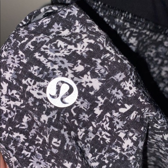 LULULEMON shorts - Picture 4 of 4